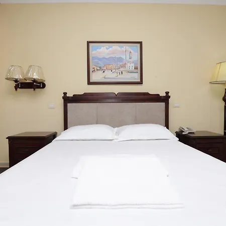 Serenata Korcare Resort 4* Mirash