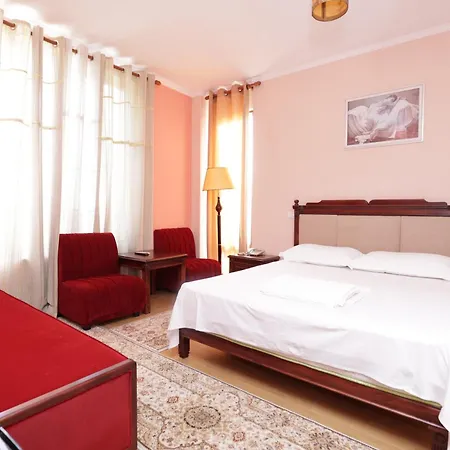 Serenata Korcare Resort 호텔 4*
