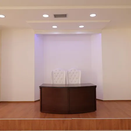 호텔 Serenata Korcare Resort