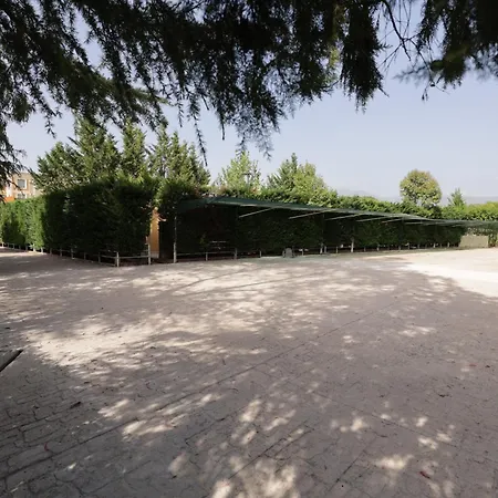 Serenata Korcare Resort 호텔 4*