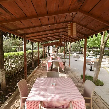 Mema 4* Tirana
