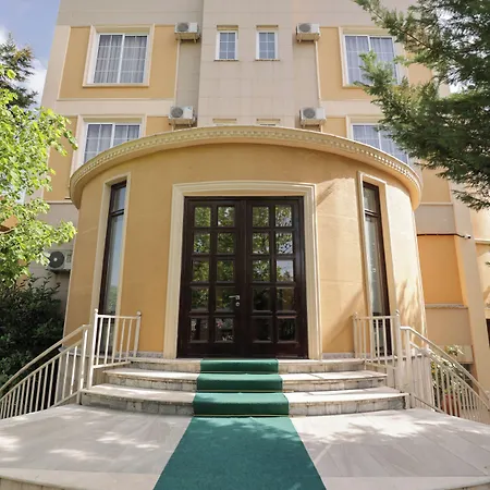 Serenata Korcare Resort Mirash