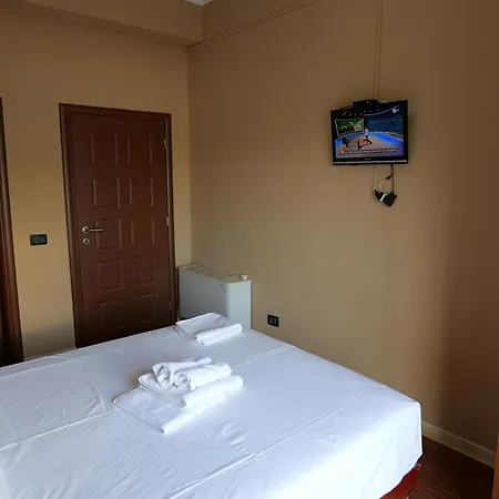 Hotel Serenata Korcare Mirash