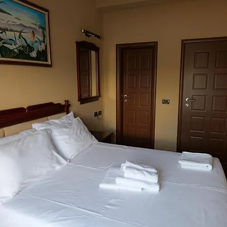 Hotel Serenata Korcare 4*