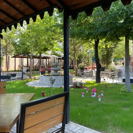 Serenata Korcare 4*